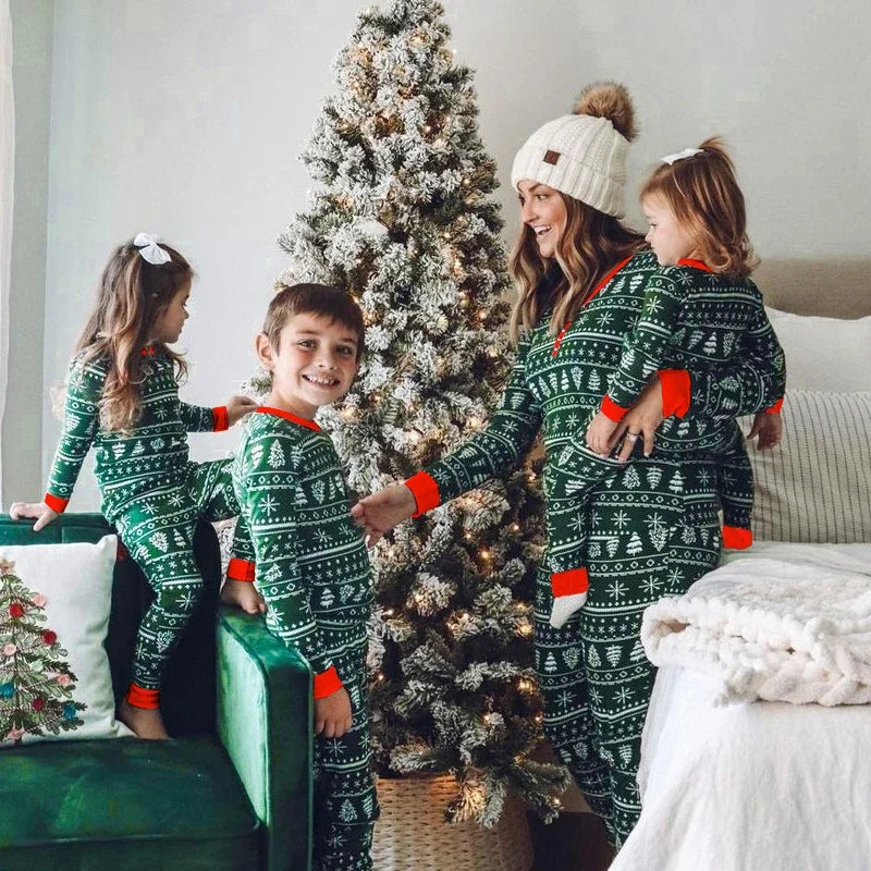 2-Piece Matching Family Christmas Pajamas Set